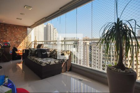 Varanda de apartamento à venda com 3 quartos, 141m² em Jardim Monte Kemel, São Paulo