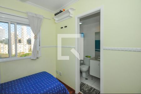 Apartamento à venda com 141m², 3 quartos e 2 vagasSuíte 2