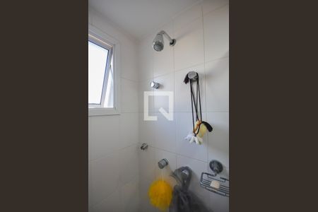 Apartamento à venda com 141m², 3 quartos e 2 vagasChuveiro do Banheiro da Suíte 2