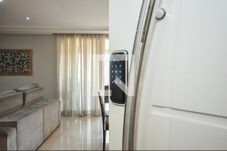 Fechadura Eletrônica de apartamento à venda com 3 quartos, 141m² em Jardim Monte Kemel, São Paulo
