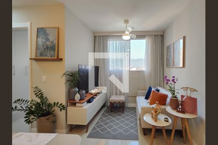 Sala de apartamento para alugar com 2 quartos, 43m² em São Cristóvão, Rio de Janeiro