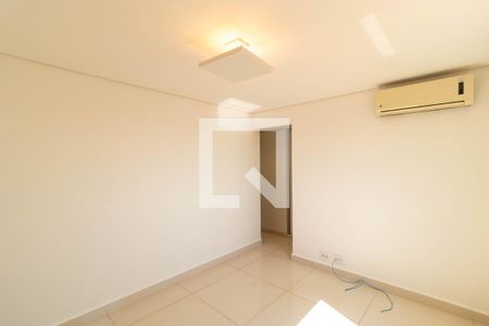 Apartamento à venda com 132m², 3 quartos e 2 vagasSuíte