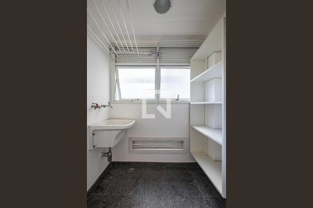 Apartamento à venda com 92m², 2 quartos e 4 vagasCozinha - Lavanderia