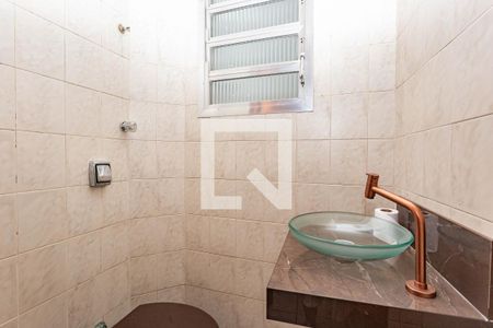 Casa à venda com 320m², 3 quartos e 3 vagasLavabo