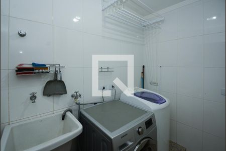 Casa à venda com 157m², 3 quartos e 2 vagasLavanderia