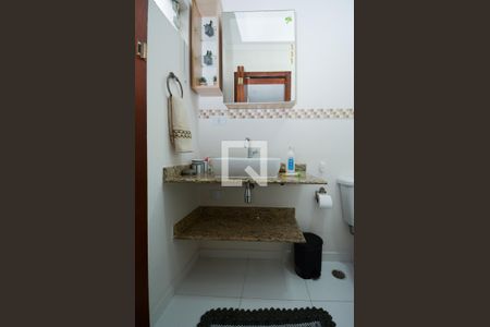 Casa à venda com 157m², 3 quartos e 2 vagasBanheiro da Suíte