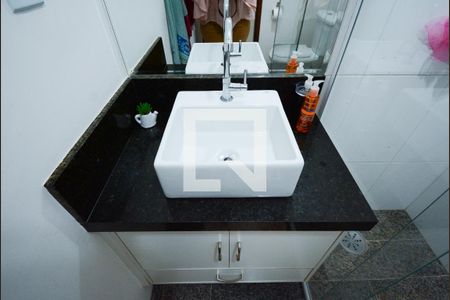 Casa à venda com 157m², 3 quartos e 2 vagasBanheiro Social