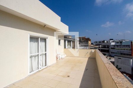 Apartamento à venda com 310m², 4 quartos e 2 vagas Apartamento à venda com 310m², 4 quartos e 2 vagasTerraço