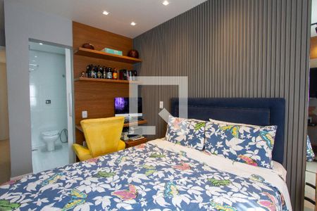 Apartamento à venda com 310m², 4 quartos e 2 vagas Apartamento à venda com 310m², 4 quartos e 2 vagasQuarto 2 suíte