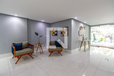 Apartamento à venda com 310m², 4 quartos e 2 vagas Apartamento à venda com 310m², 4 quartos e 2 vagasHall da recepção