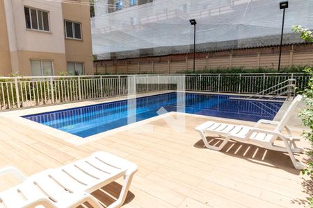 Apartamento para alugar com 40m², 2 quartos e sem vagaÁrea comum - Piscina
