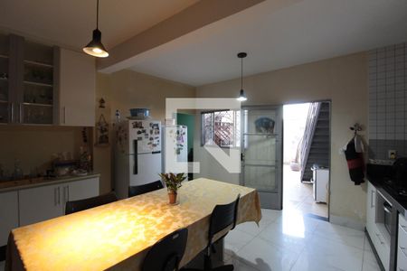 Casa à venda com 360m², 3 quartos e 3 vagasCozinha