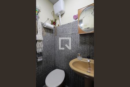 Casa à venda com 360m², 3 quartos e 3 vagasCasa 2 | Banheiro da Suite