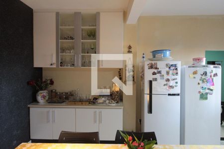 Casa à venda com 360m², 3 quartos e 3 vagasCozinha