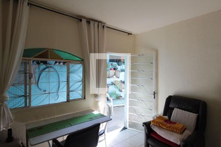 Casa à venda com 360m², 3 quartos e 3 vagasCasa 2 | Sala