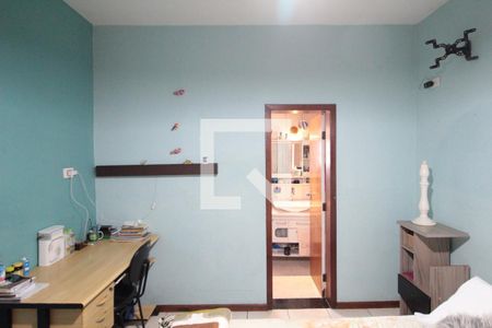 Casa à venda com 360m², 3 quartos e 3 vagasSuite