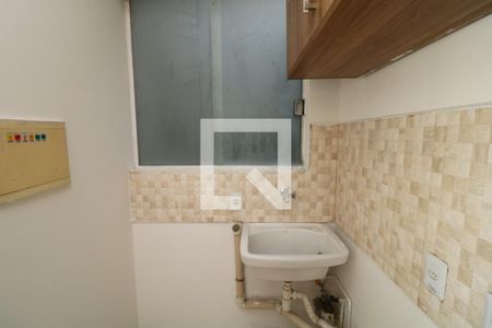 Apartamento para alugar com 55m², 3 quartos e 1 vagaÁrea de Serviço
