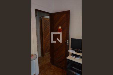 Casa de condomínio à venda com 96m², 4 quartos e 4 vagas Casa de condomínio à venda com 96m², 4 quartos e 4 vagasQuarto 3