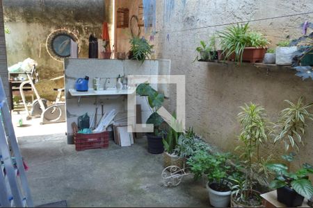 Casa de condomínio à venda com 96m², 4 quartos e 4 vagas Casa de condomínio à venda com 96m², 4 quartos e 4 vagasÁrea Externa