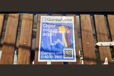 Casa de condomínio à venda com 96m², 4 quartos e 4 vagas Casa de condomínio à venda com 96m², 4 quartos e 4 vagasPlaca