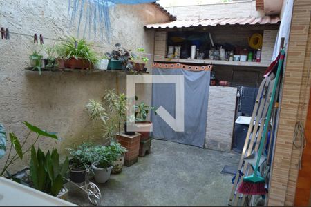 Casa de condomínio à venda com 96m², 4 quartos e 4 vagas Casa de condomínio à venda com 96m², 4 quartos e 4 vagasCanil