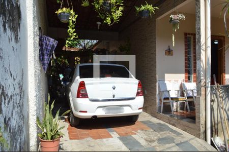 Casa de condomínio à venda com 96m², 4 quartos e 4 vagas Casa de condomínio à venda com 96m², 4 quartos e 4 vagasGaragem