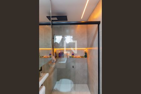 Apartamento à venda com 87m², 2 quartos e 1 vaga Apartamento à venda com 87m², 2 quartos e 1 vagaBanheiro