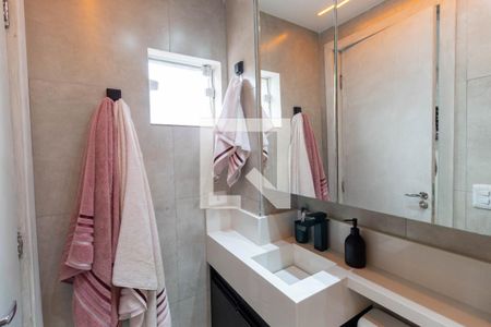 Apartamento à venda com 87m², 2 quartos e 1 vaga Apartamento à venda com 87m², 2 quartos e 1 vagaBanheiro