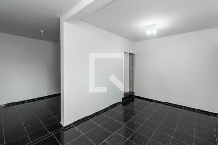 Casa para alugar com 250m², 3 quartos e 1 vagaSuíte 