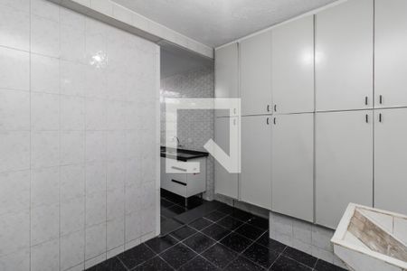 Casa para alugar com 250m², 3 quartos e 1 vagaÁrea de Serviço