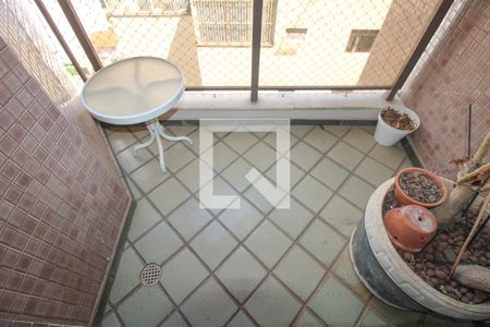 Apartamento à venda com 280m², 4 quartos e 3 vagasVaranda Quarto 2