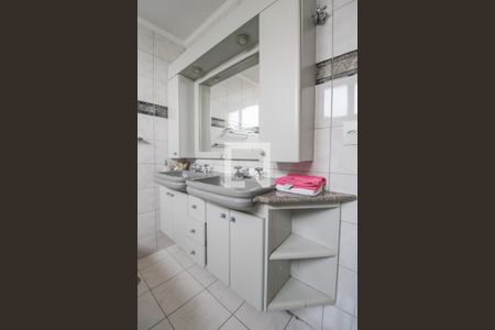 Apartamento à venda com 280m², 4 quartos e 3 vagasBanheiro