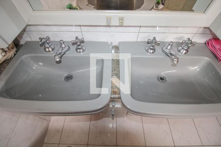 Apartamento à venda com 280m², 4 quartos e 3 vagasBanheiro