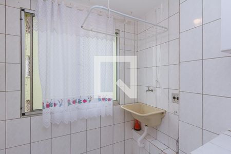 Apartamento para alugar com 60m², 3 quartos e 1 vagaÁrea de Serviço