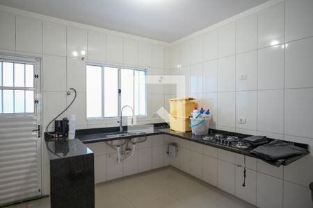 Casa à venda com 133m², 3 quartos e 2 vagasCozinha