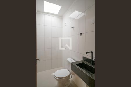 Casa à venda com 133m², 3 quartos e 2 vagasBanheiro do Quarto 1