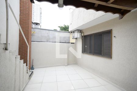 Casa à venda com 612m², 3 quartos e 2 vagasQuintal