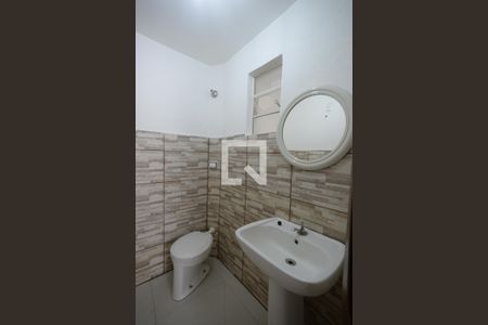 Casa à venda com 612m², 3 quartos e 2 vagasBanheiro de Serviço