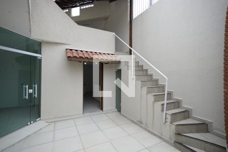 Casa à venda com 612m², 3 quartos e 2 vagasQuintal