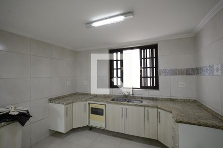 Casa à venda com 612m², 3 quartos e 2 vagasCozinha