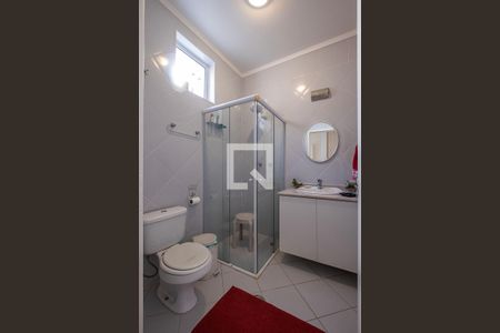 Casa à venda com 360m², 4 quartos e 3 vagasBanheiro Suíte 2