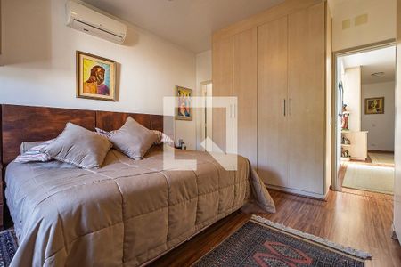 Casa à venda com 360m², 4 quartos e 3 vagasSuíte 1