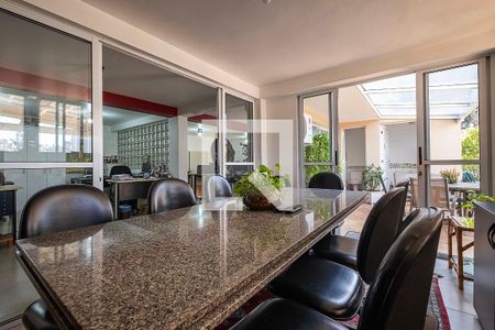 Casa à venda com 360m², 4 quartos e 3 vagasEscritório