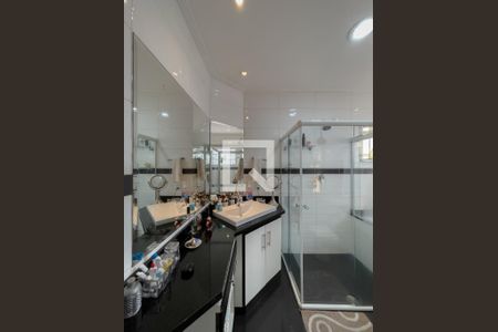 Casa à venda com 203m², 4 quartos e 2 vagasSuíte 1