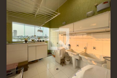 Casa à venda com 203m², 4 quartos e 2 vagasÁrea de Serviço