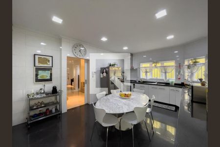 Casa à venda com 203m², 4 quartos e 2 vagasCozinha