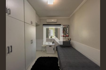 Casa à venda com 203m², 4 quartos e 2 vagasSuíte 2