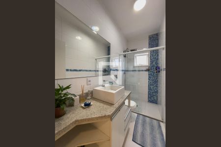 Casa à venda com 203m², 4 quartos e 2 vagasBanheiro