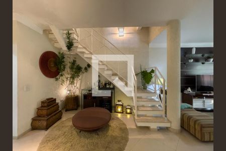 Sala de casa à venda com 4 quartos, 203m² em Vila São Geraldo, São Paulo