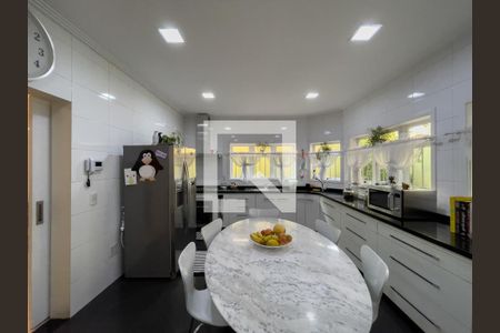 Casa à venda com 203m², 4 quartos e 2 vagasCozinha